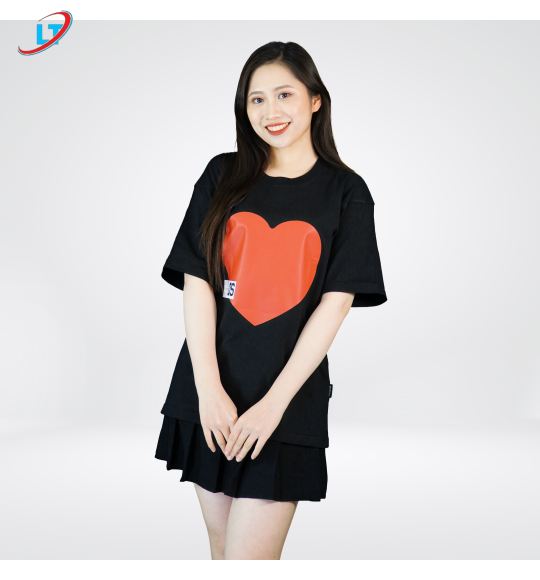 Áo thun cổ tròn 100% cotton  Áo-thun-cotton-in-hình-trái-tim  (phom rộng )